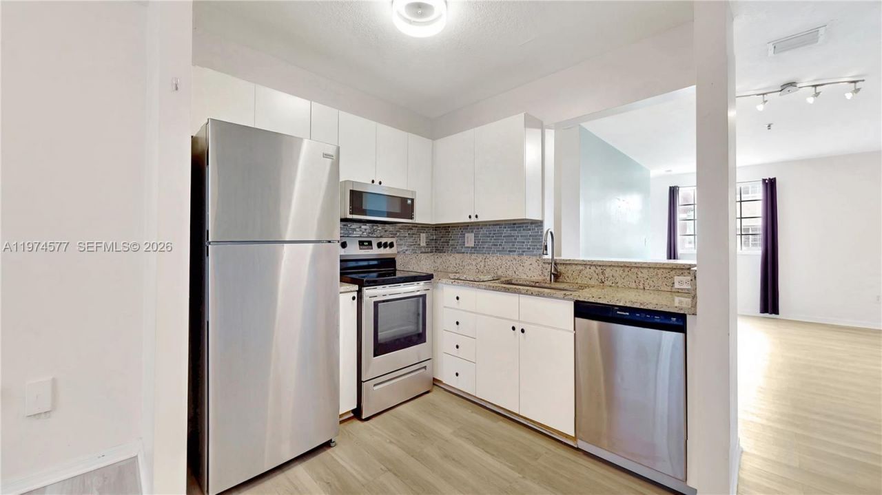 12015 SW 14th St, Unit 312-C, Miami, FL 33184 Photo