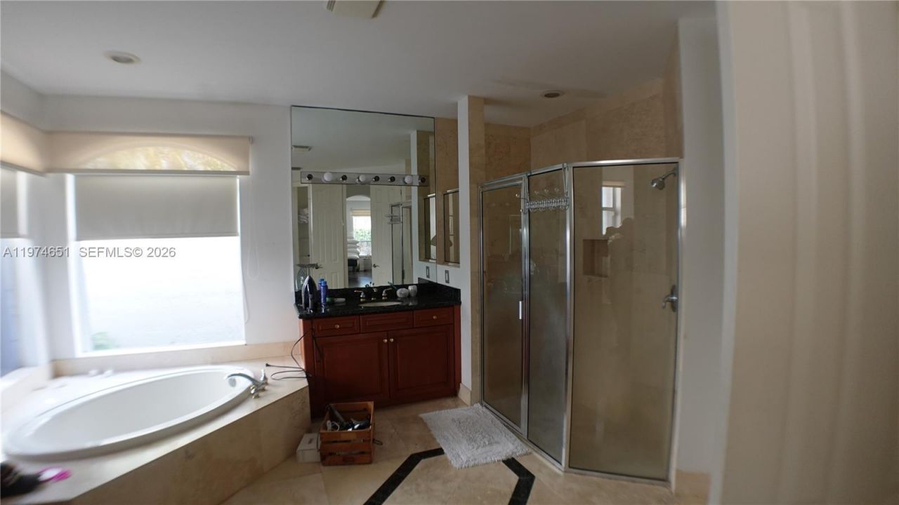 2503 Provence Cir, Weston, FL 33327 Photo