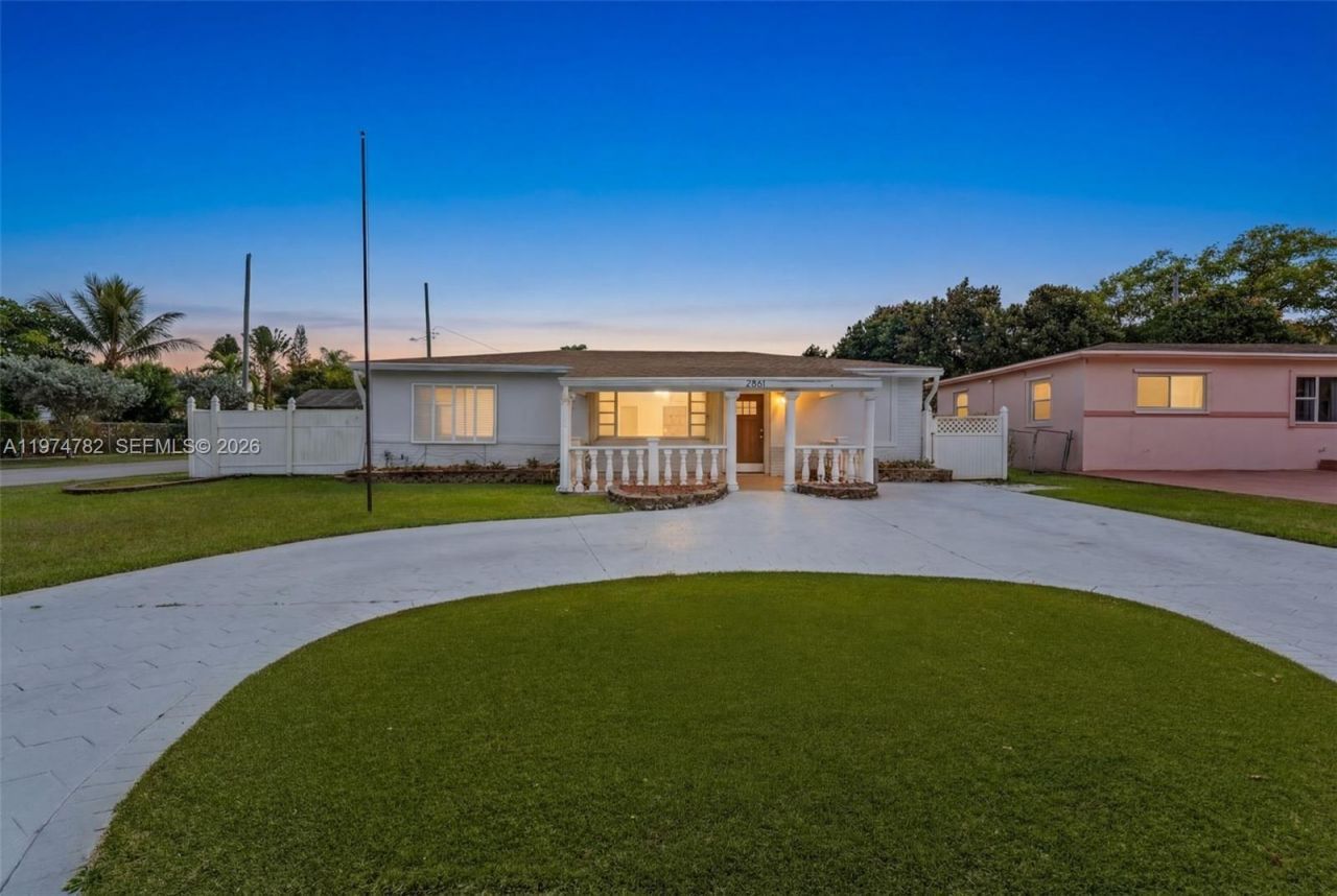 480 NE 109th St, Miami, FL 33161 Photo