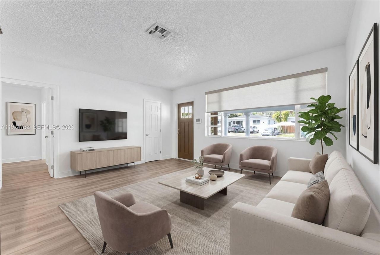 480 NE 109th St, Miami, FL 33161 Photo