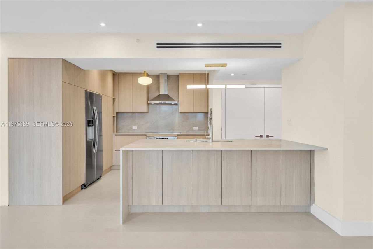 19355 Turnberry Way, Unit 4K, Aventura, FL 33180 Photo