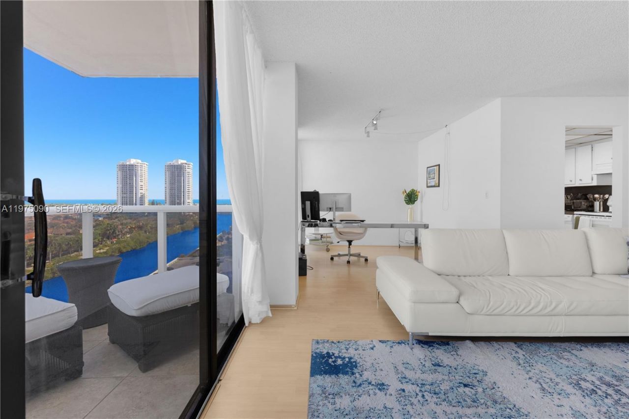 3625 N Country Club Dr, Unit 1401, Aventura, FL 33180 Photo