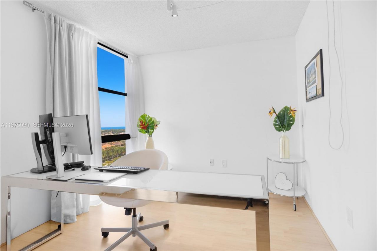 3625 N Country Club Dr, Unit 1401, Aventura, FL 33180 Photo