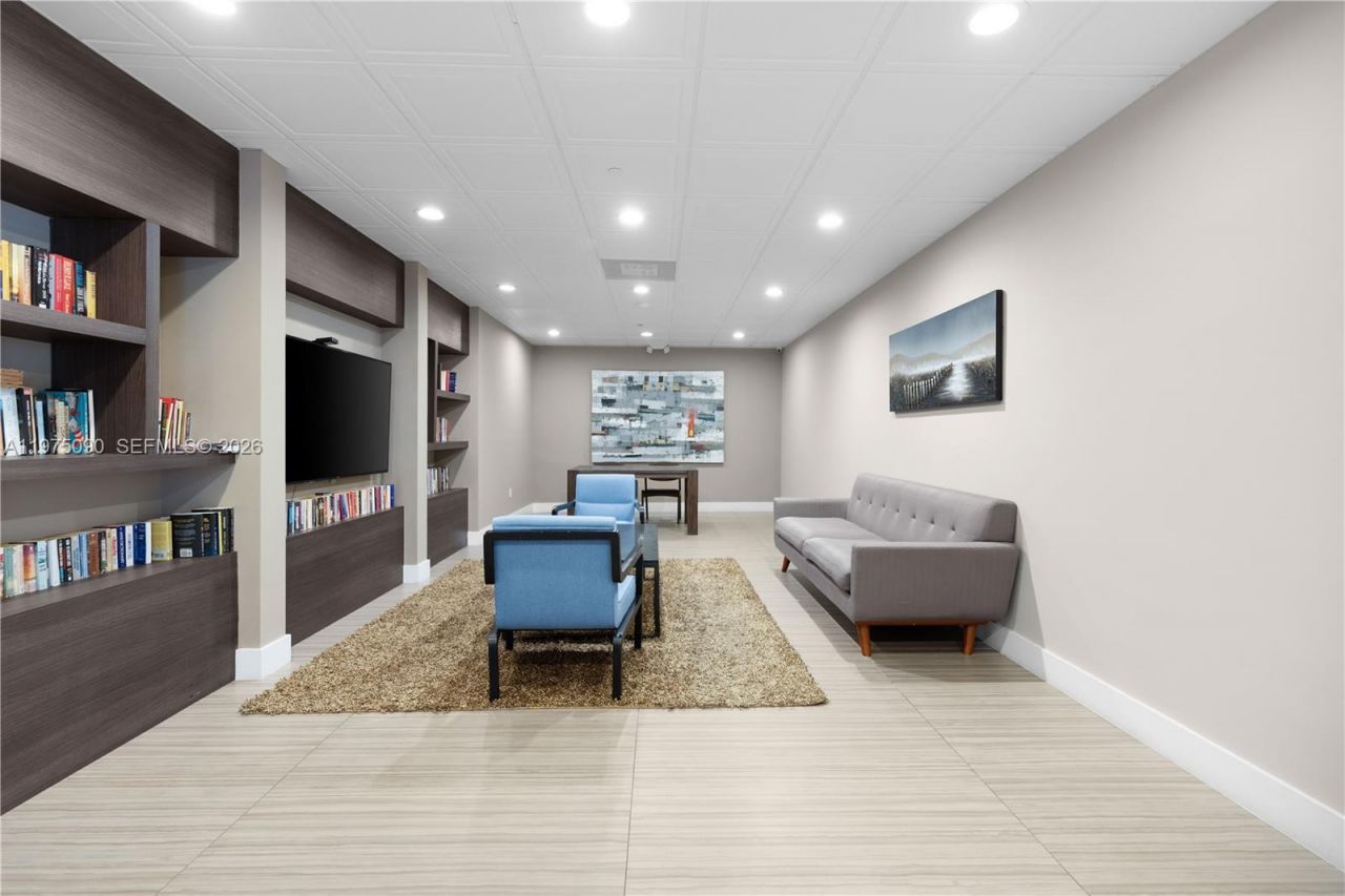 3625 N Country Club Dr, Unit 1401, Aventura, FL 33180 Photo