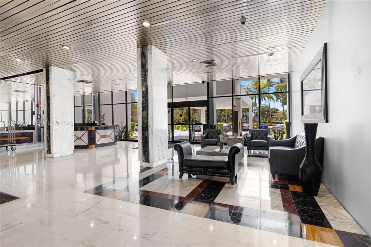 3625 N Country Club Dr, Unit 1401, Aventura, FL 33180 Photo