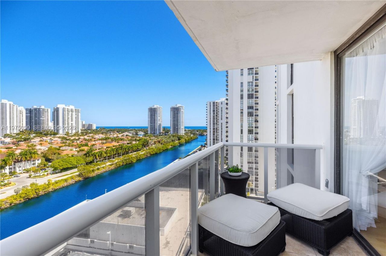 3625 N Country Club Dr, Unit 1401, Aventura, FL 33180 Photo