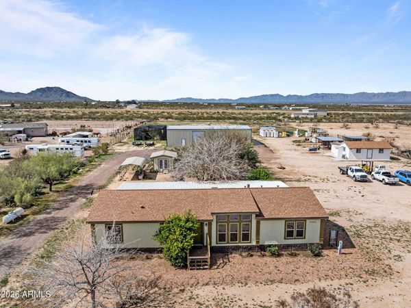 47602 N EAGLE EYE Road, Aguila, AZ 85320