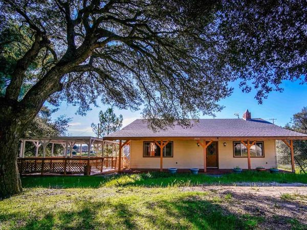 2570 Live Oaks Trl, Boulevard, CA 91905