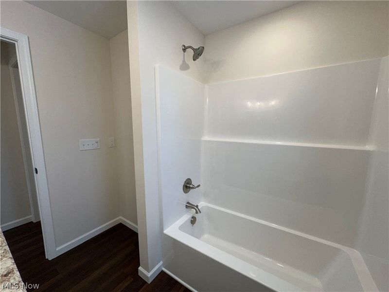 1210 Aberdeen Avenue , Youngstown, OH 44502 Photo 15