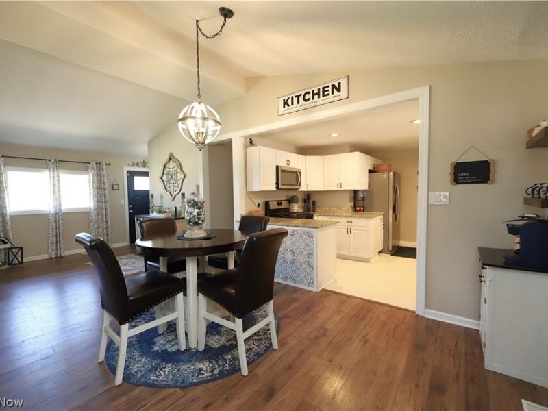 1916 Hathaway Drive , Brunswick, OH 44212 Photo 4