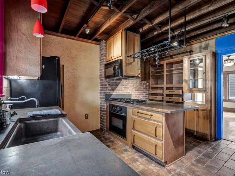 3272 Tullamore Road , Cleveland Heights, OH 44118 Photo 19