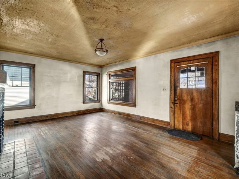 3272 Tullamore Road , Cleveland Heights, OH 44118 Photo 7