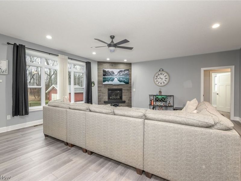 341 Cherry Ridge, Tallmadge, OH 44278 Photo 8