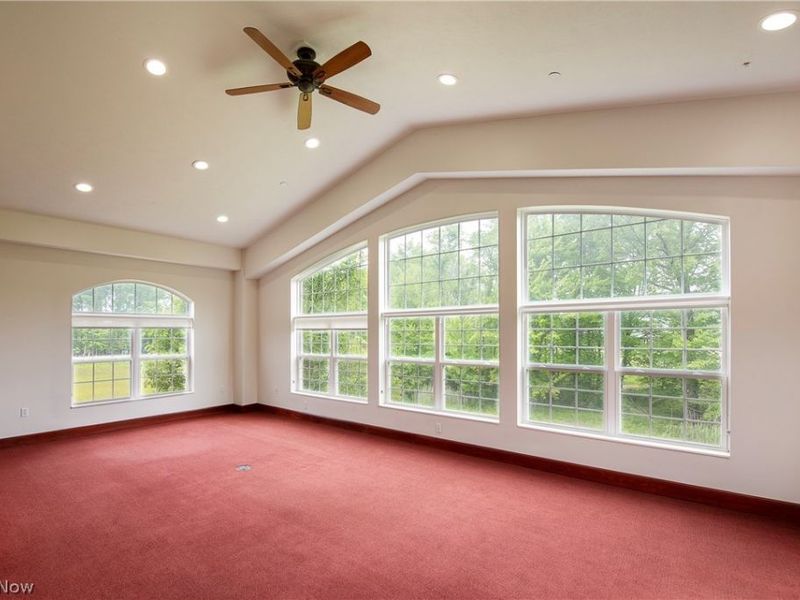 387 Golfview Lane , Highland Heights, OH 44143 Photo 22