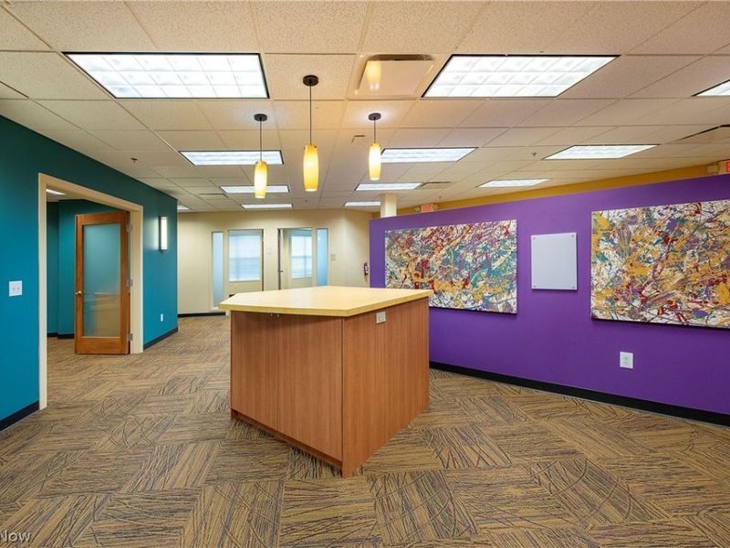 387 Golfview Lane , Highland Heights, OH 44143 Photo 32