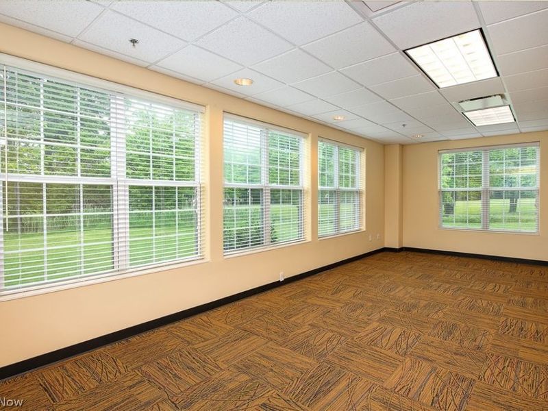 387 Golfview Lane , Highland Heights, OH 44143 Photo 47