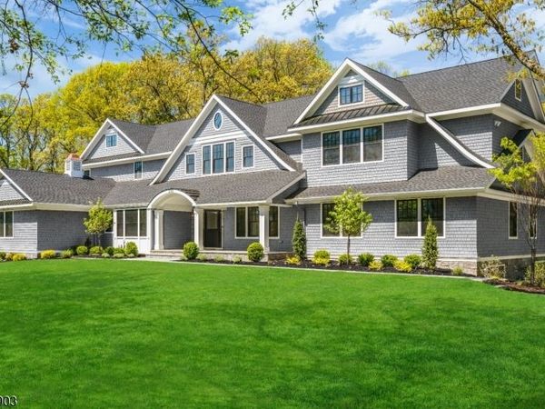 330 HARTSHORN DRIVE, Millburn, NJ 07078