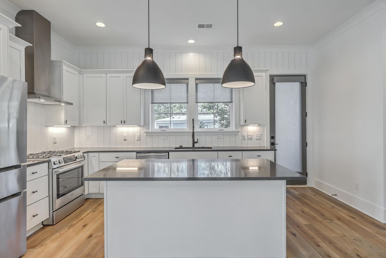 1216 Gatch Court Photo 10