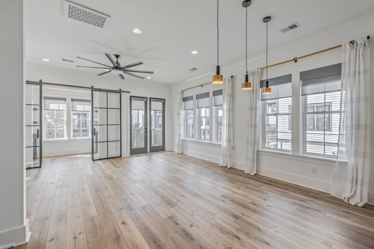 1216 Gatch Court Photo 8