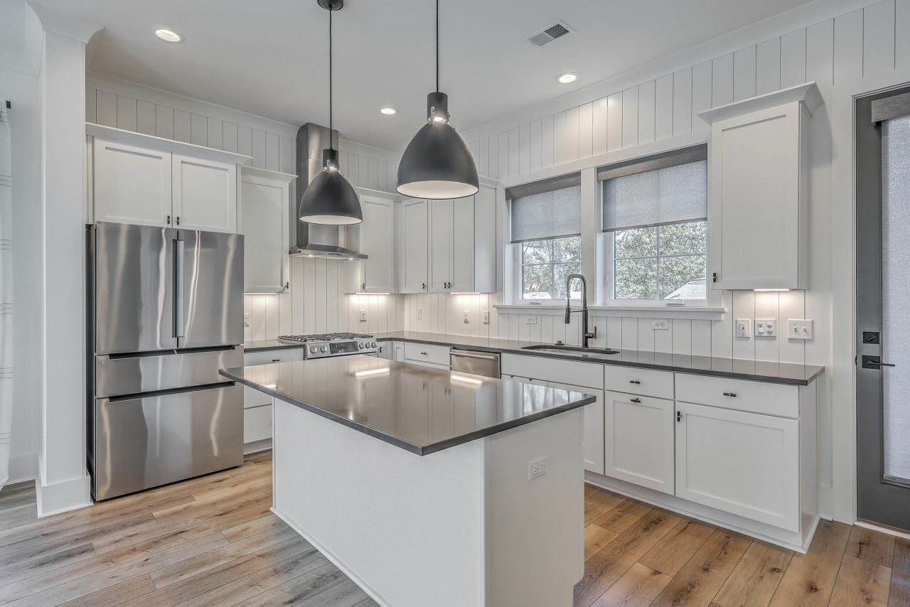 1216 Gatch Court Photo 9