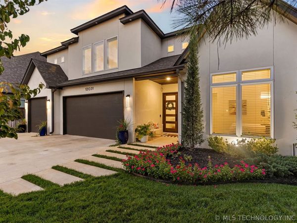 12031 S Urbana Avenue , Tulsa, OK 74137