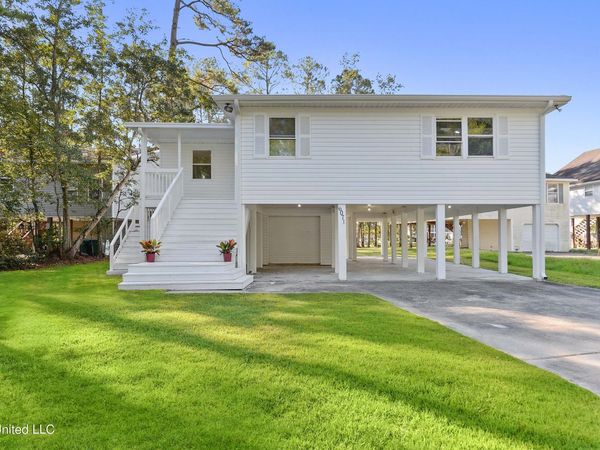 6071 Comanche Street, Kiln, MS 39556