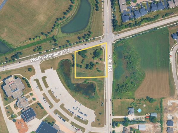 10140 S Eola Road , Aurora, IL 60503