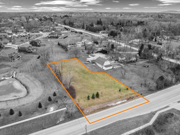 8517 N Beck Road N, Canton, MI 48187