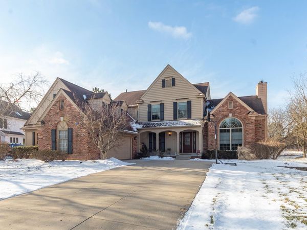 43121 Ashbury Drive, Novi, MI 48375