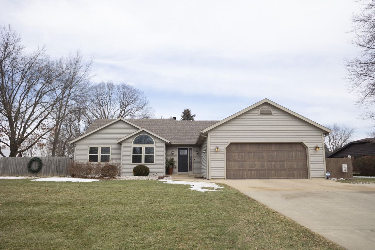 1277 Jo Fran Drive, Vicksburg, MI 49097 Main Photo