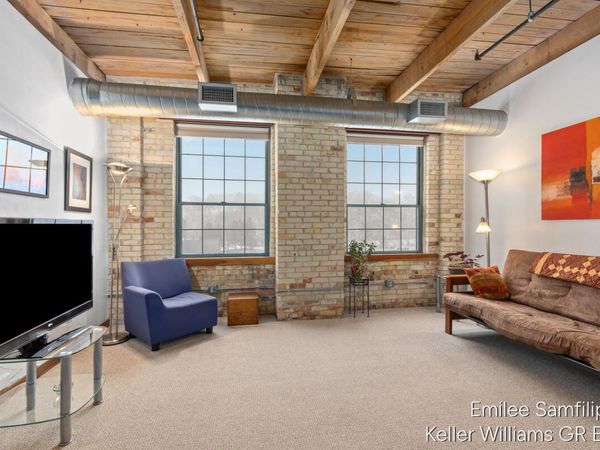 940 Monroe Avenue NW, Unit 502, Grand Rapids, MI 49503