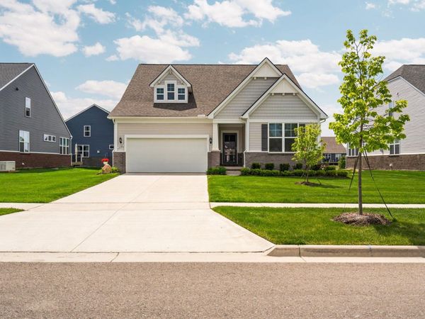3380 Roslyn Drive, Ypsilanti, MI 48197