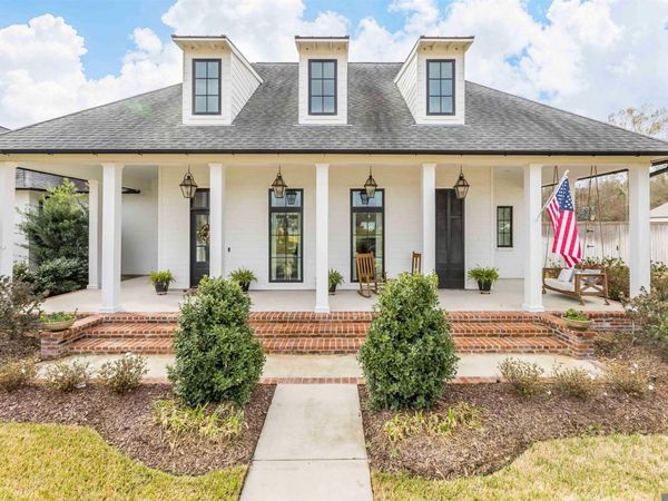 36293 Talonstone Dr, Geismar, LA 70734