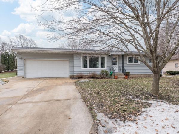 835 Westwood Drive, Faribault, MN 55021