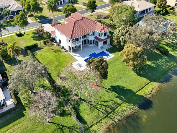 2846 Juniper Lane, Davie, FL 33330