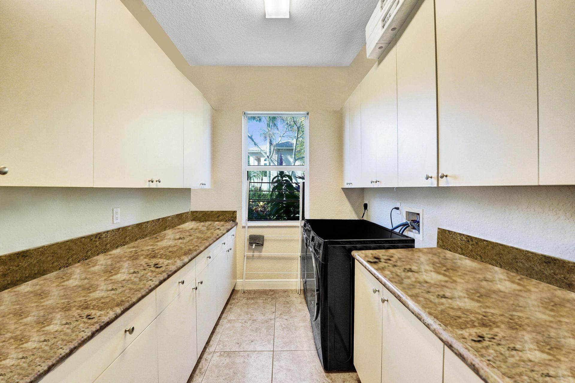 2846 Juniper Lane, Davie, FL 33330 Photo