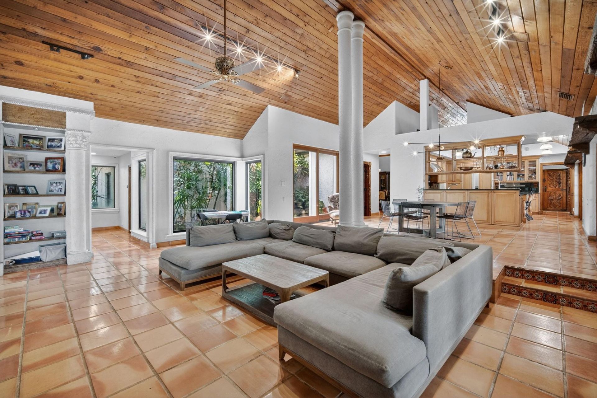 5720 SW 33rd Ter, Hollywood, FL 33312 Photo