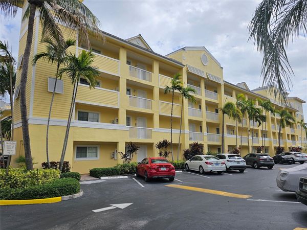 151 NE 16th Avenue, Unit 162, Fort Lauderdale, FL 33301