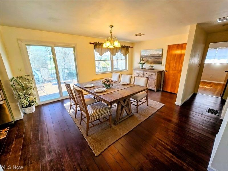 534 Westwood Drive, Steubenville, OH 43953 Photo 7