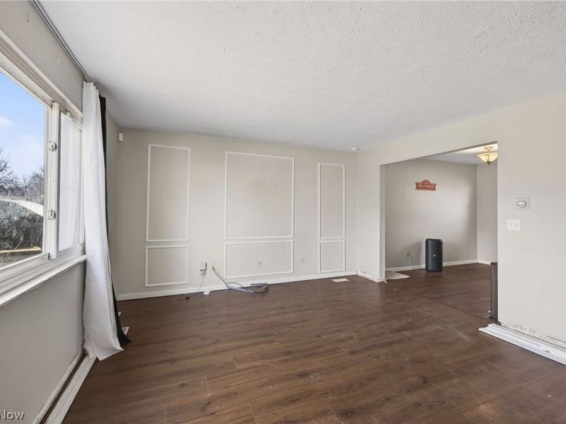 1540 E 298th Street , Wickliffe, OH 44092 Photo 3