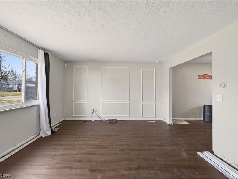 1540 E 298th Street , Wickliffe, OH 44092 Photo 7