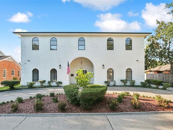 800 CRYSTAL Street , New Orleans, LA 70124