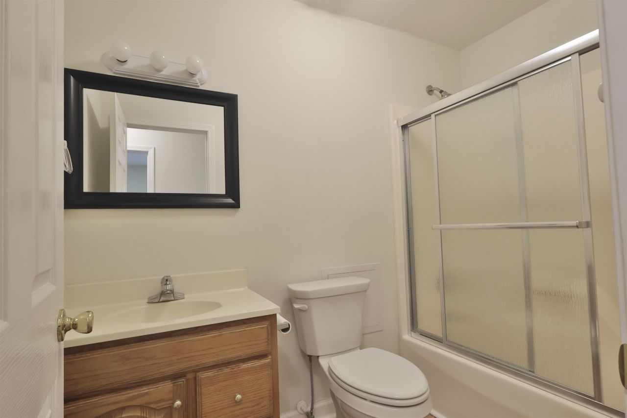 634 Hagley Dr. Photo 17