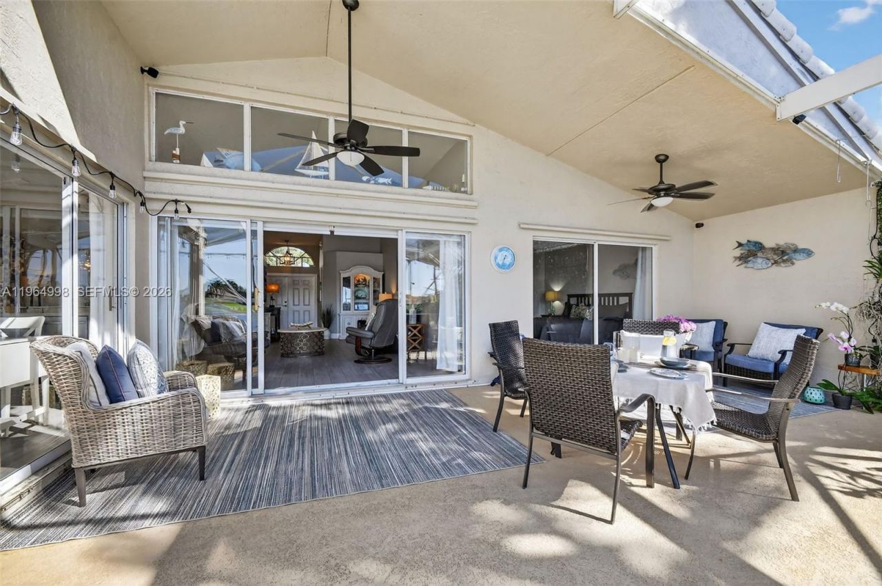 7599 Santee Ter, Lake Worth, FL 33467 Photo