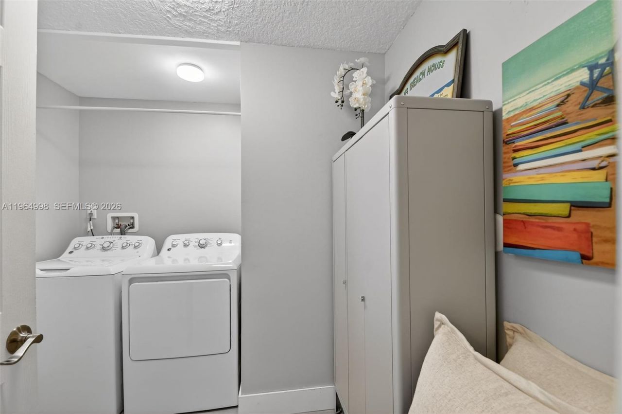 7599 Santee Ter, Lake Worth, FL 33467 Photo