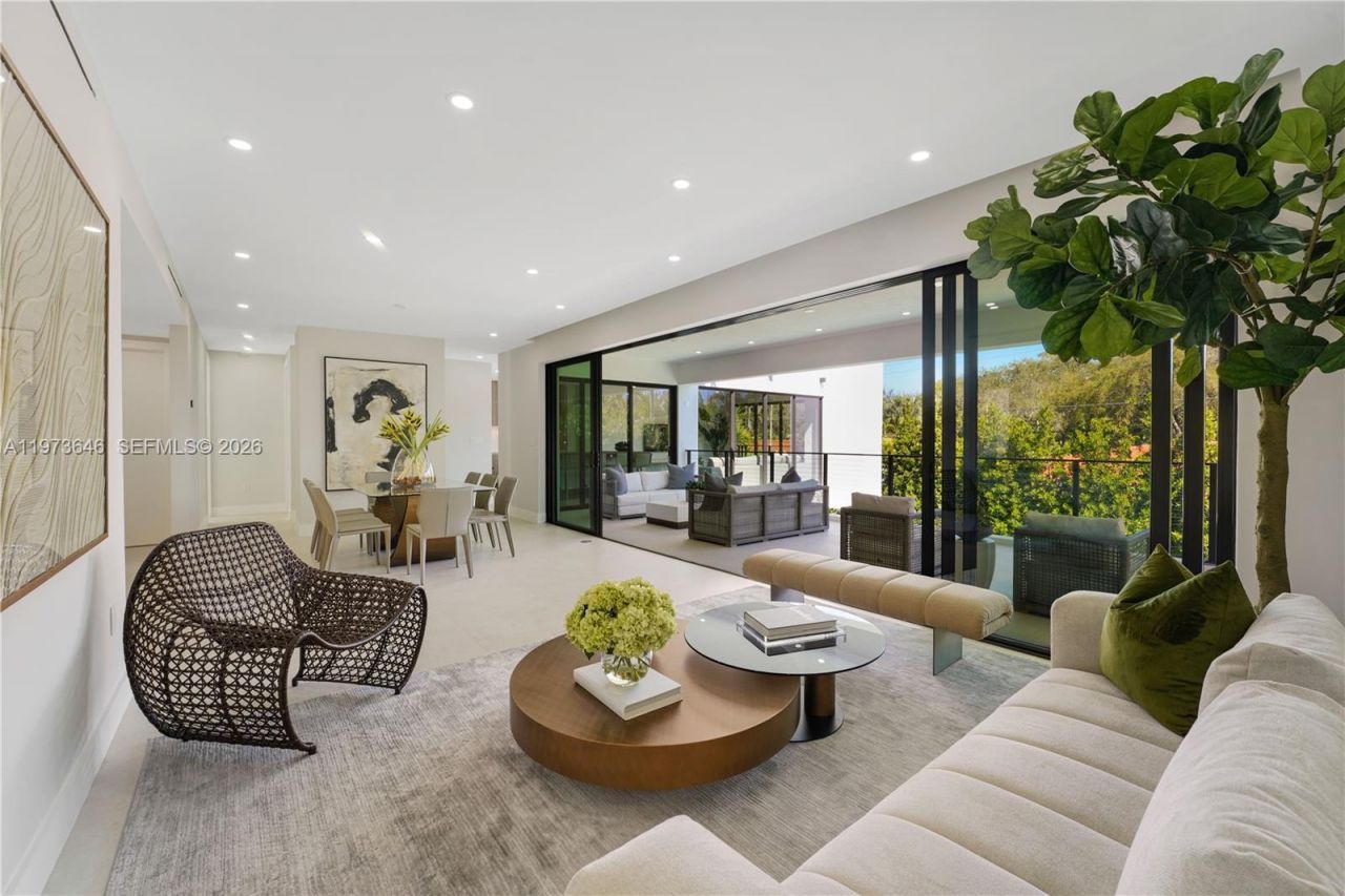 285 Woodcrest Rd , Key Biscayne, FL 33149 Photo