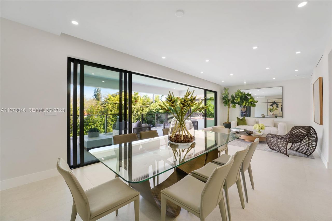 285 Woodcrest Rd , Key Biscayne, FL 33149 Photo