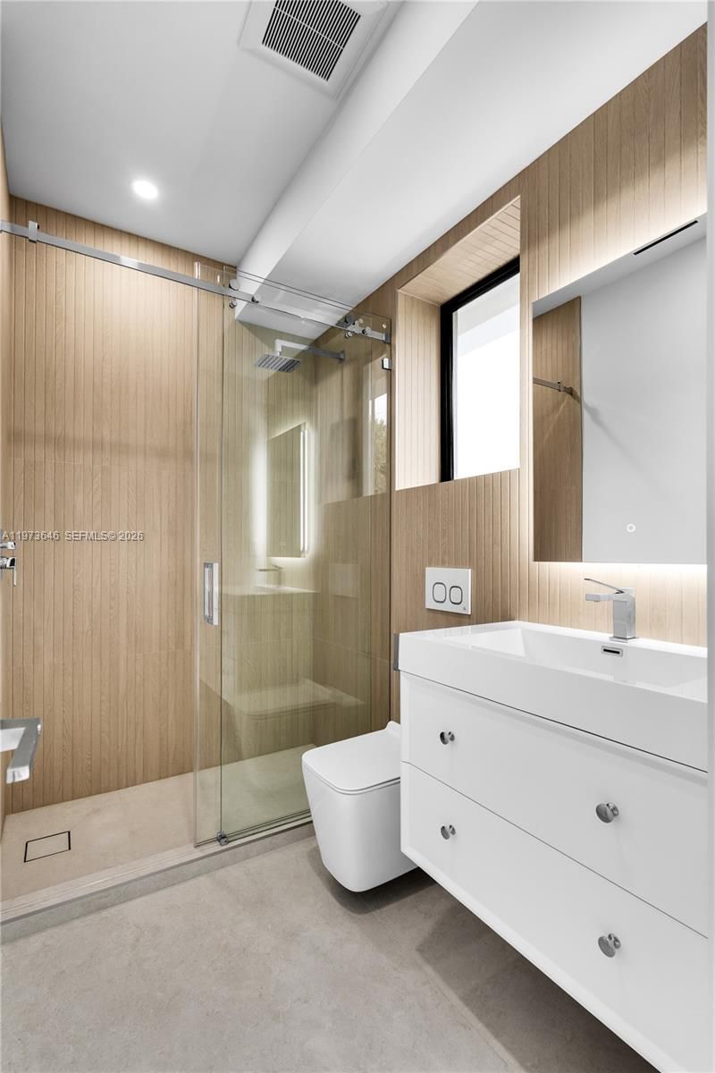 285 Woodcrest Rd , Key Biscayne, FL 33149 Photo