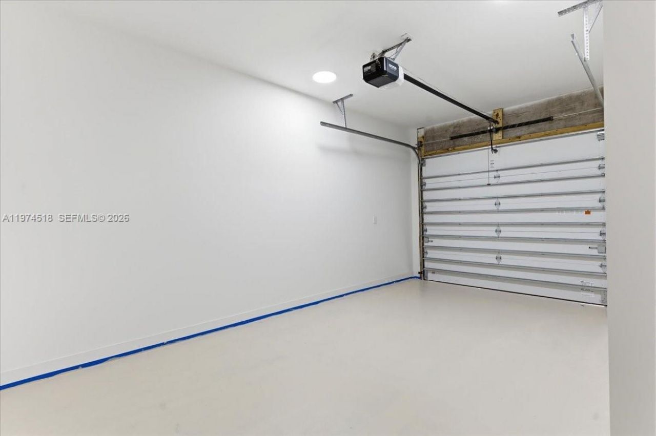 2925 SW 36th Ave, Miami, FL 33133 Photo