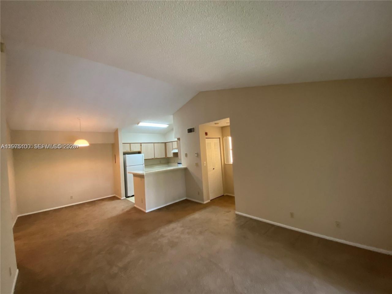 7630 Westwood Dr, Unit 327, Tamarac, FL 33321 Photo